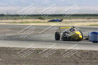 media/Jun-01-2024-CalClub SCCA (Sat) [[0aa0dc4a91]]/Group 6/Race/